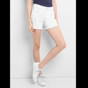 Gap White Mid Rise 5" Denim Raw Hem Shorts/NWT/Size: 29